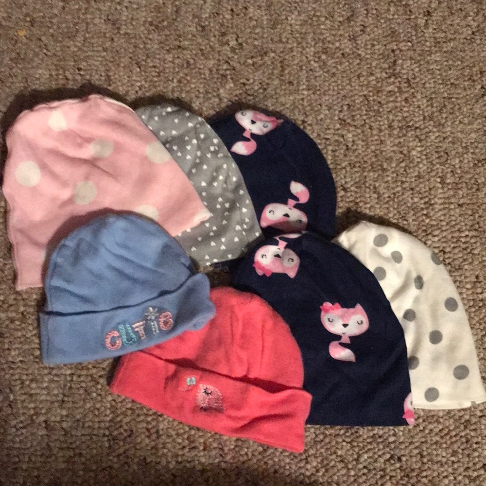 Gerber 0-6 month 7 hat bundle